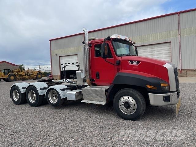 CAT CT660 Truck Tractor Units