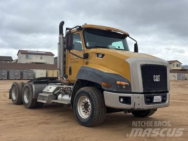 CAT CT660S Truck Tractor Units