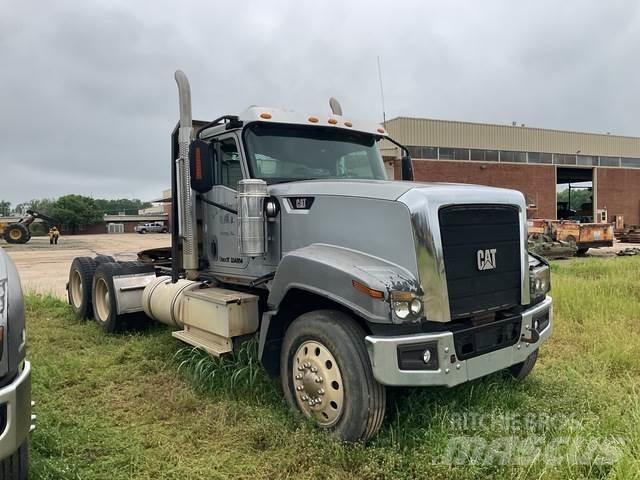 CAT CT680 Truck Tractor Units