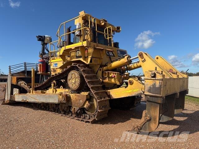 CAT D10T Crawler dozers