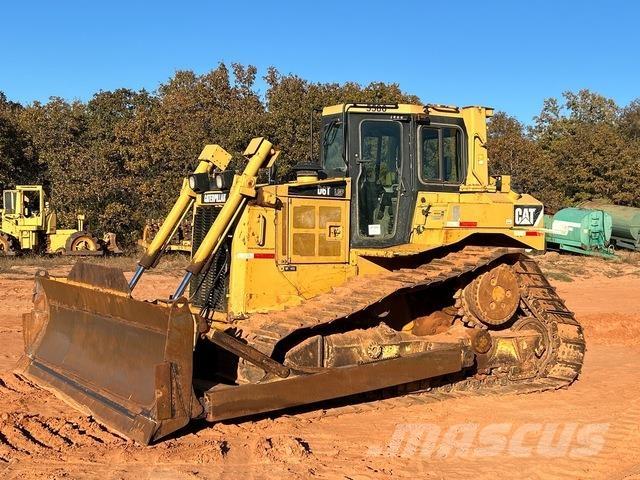 CAT D6T LGP Crawler dozers