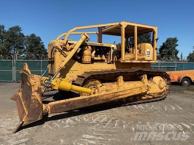 CAT D8H Crawler dozers