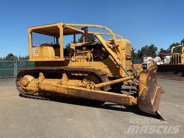 CAT D8H Crawler dozers