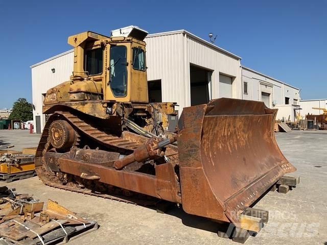 CAT D8L Crawler dozers