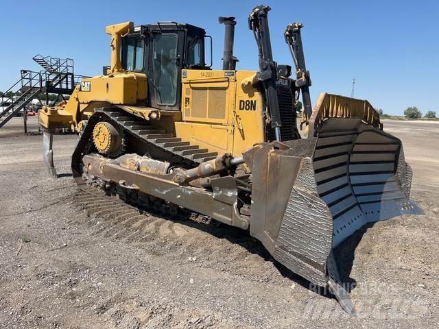 CAT D8N Crawler dozers