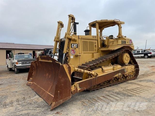 CAT D8N Crawler dozers