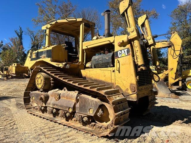 CAT D8N Crawler dozers