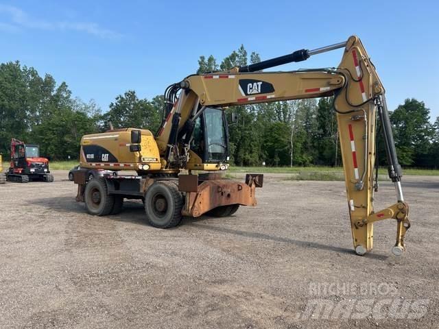 CAT M318D Wheeled excavators