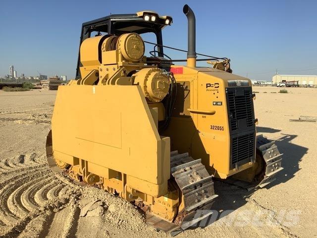CAT PL61 Pipelayer dozers