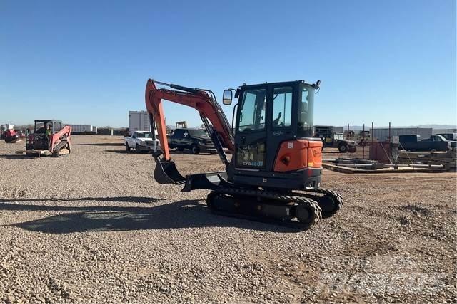 CFG 40UF Crawler excavators