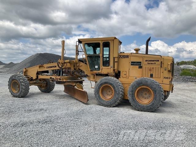 Champion 720A Graders