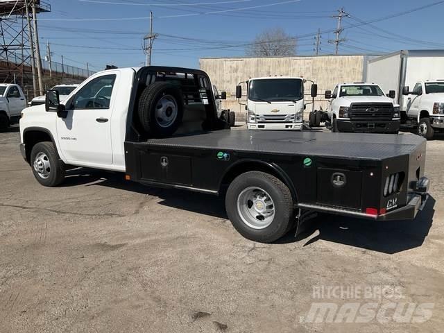Chevrolet 3500 Flatbed/Dropside trucks