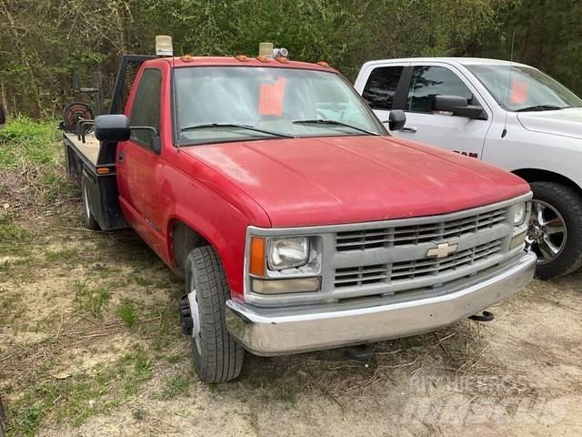 Chevrolet 3500 Flatbed/Dropside trucks