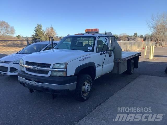 Chevrolet 3500 Flatbed/Dropside trucks