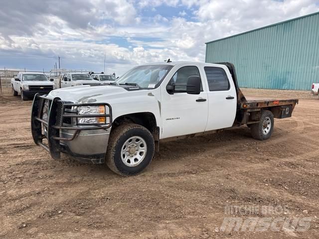 Chevrolet 3500 Flatbed/Dropside trucks