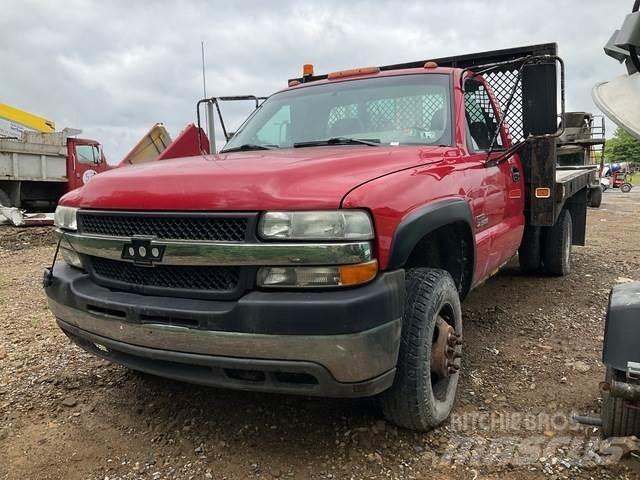Chevrolet 3500 Flatbed/Dropside trucks