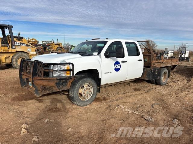 Chevrolet 3500 Flatbed/Dropside trucks