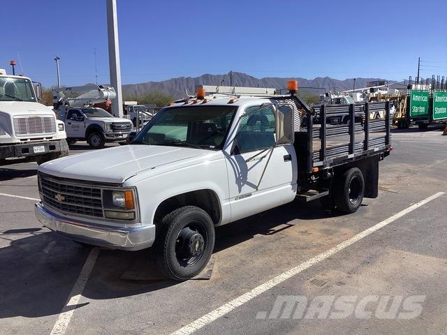 Chevrolet 3500 Flatbed/Dropside trucks