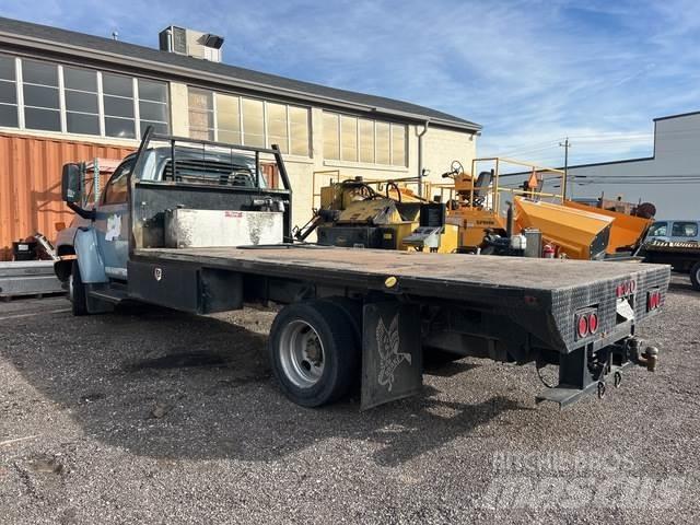 Chevrolet 4500 Flatbed/Dropside trucks