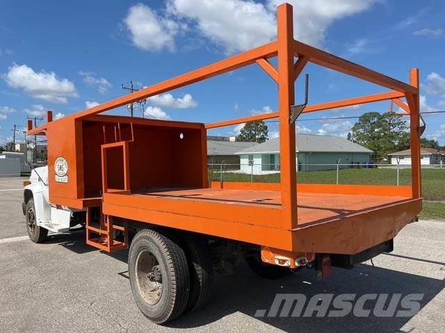 Chevrolet C7 Flatbed/Dropside trucks