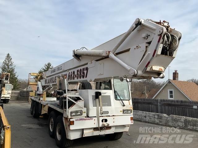 Condor 170S Truck mounted aerial platforms