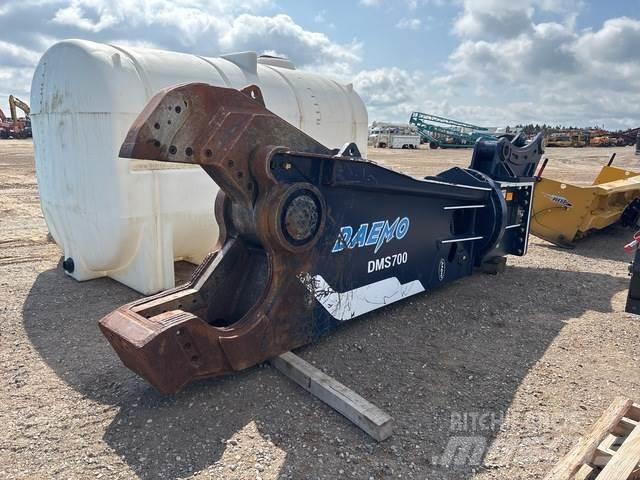 Daemo DMS700 Other