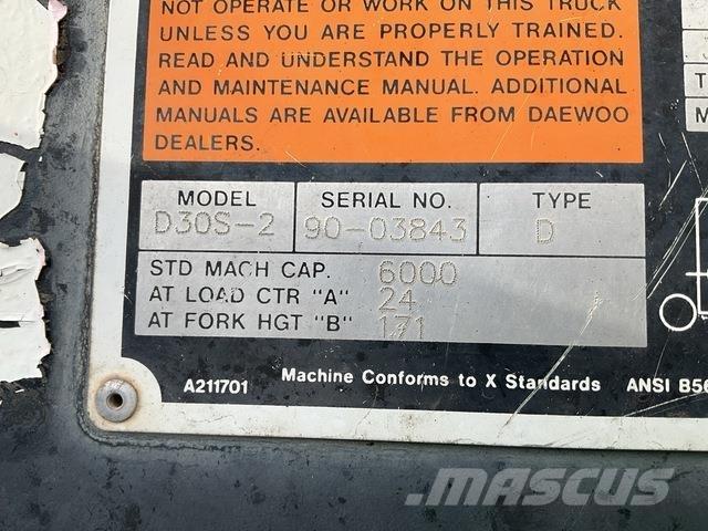 Daewoo D30S-2 Other