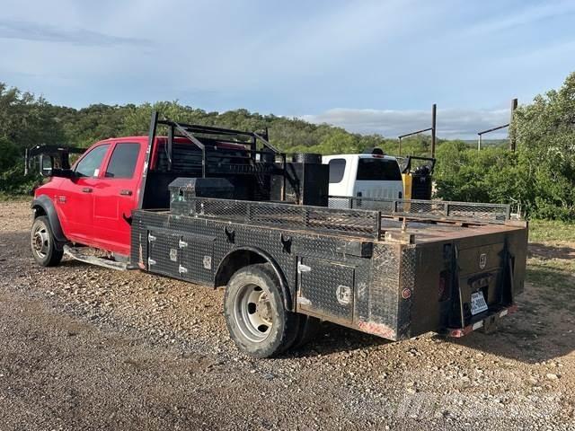 Dodge Ram 5500 Flatbed/Dropside trucks