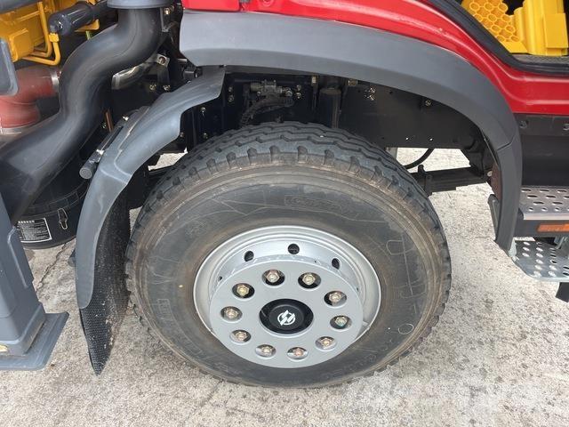 Dongfeng  Crane trucks