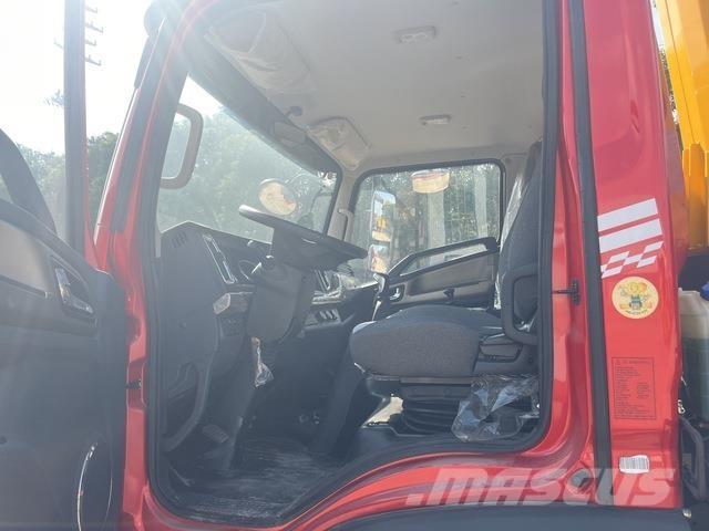 Dongfeng DV3 Crane trucks