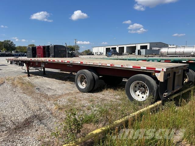 East Mfg  Flatbed/Dropside trailers