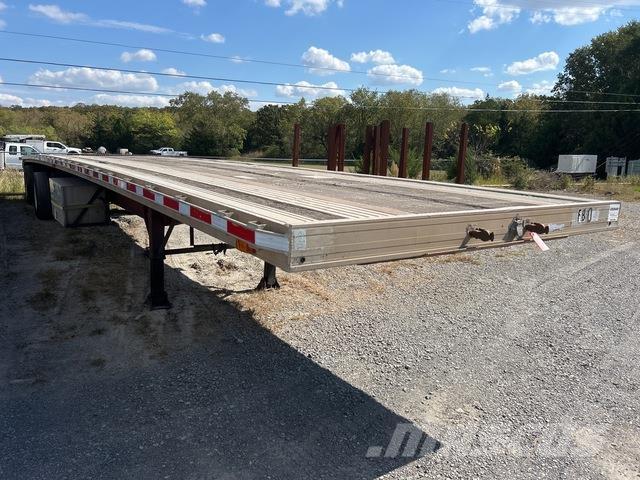 East Mfg  Flatbed/Dropside trailers