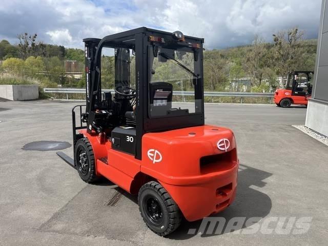 EP EFXZ301 Electric forklift trucks