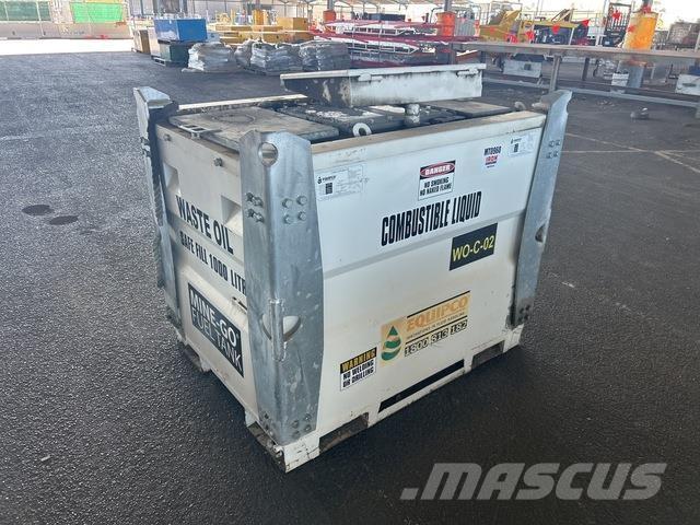  Equipco Fuel and additive tanks