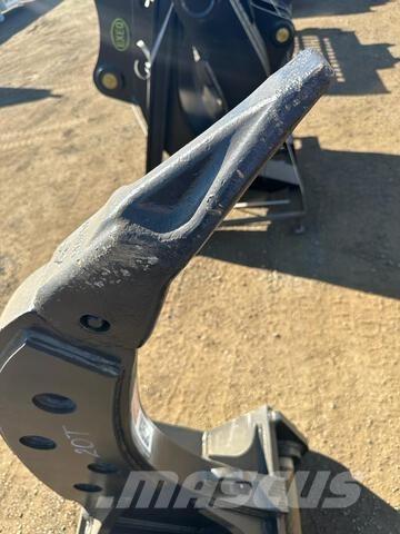  EXEQ Scarifiers