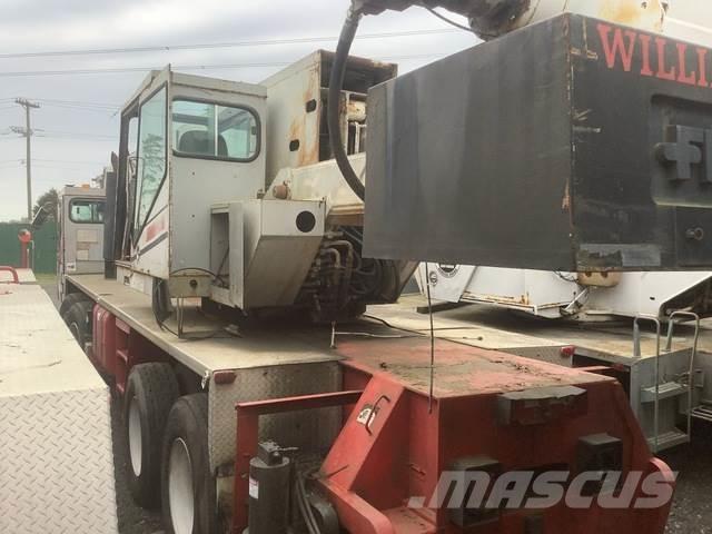 FMC HTC840 Tracked cranes