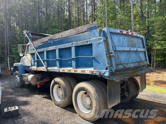 Ford 8000 Tipper trucks