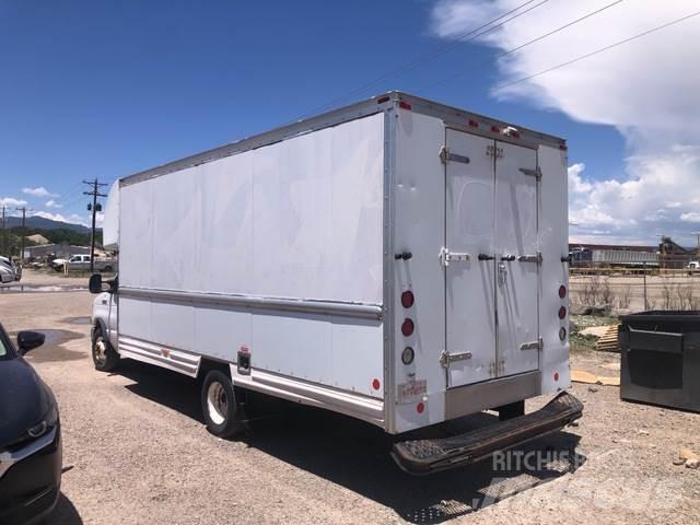 Ford E-350 Panel vans