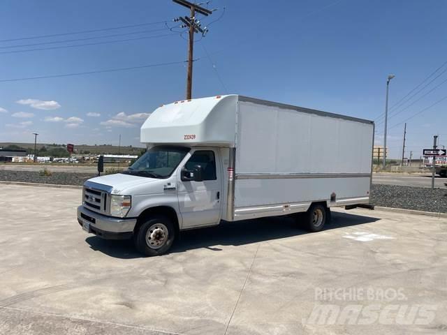 Ford E-350 Panel vans