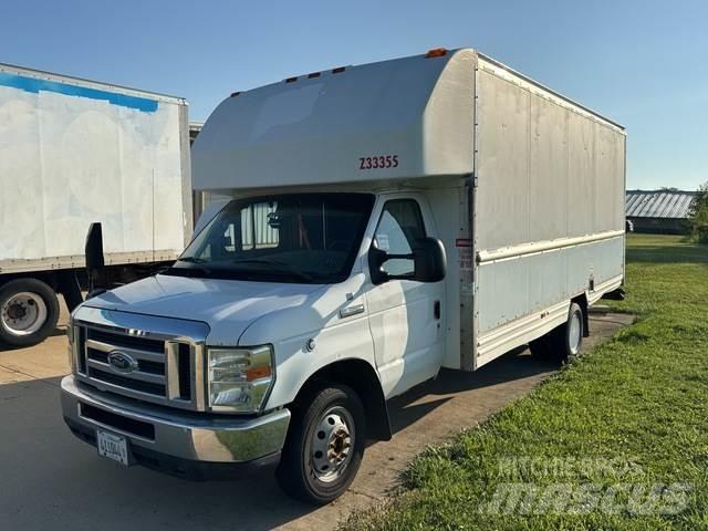 Ford E-350 Panel vans