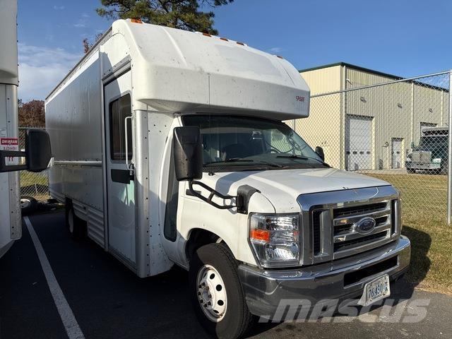 Ford E-350 Box body