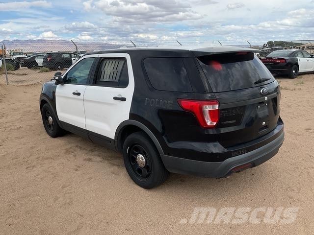 Ford Explorer Cars