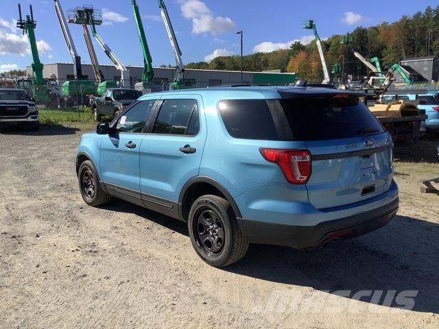 Ford Explorer Cars