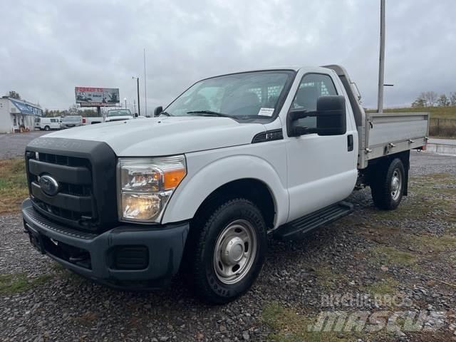 Ford F-250 Flatbed/Dropside trucks