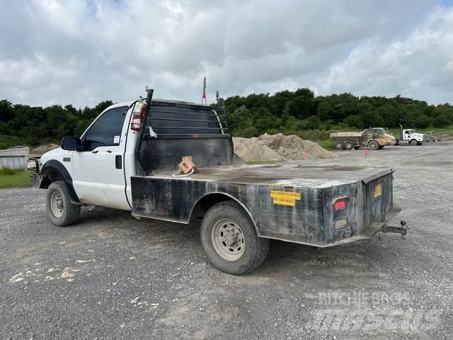 Ford F-250 Flatbed/Dropside trucks