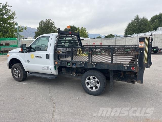 Ford F-250 Flatbed/Dropside trucks