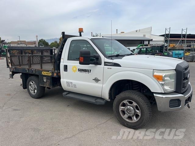 Ford F-250 Flatbed/Dropside trucks