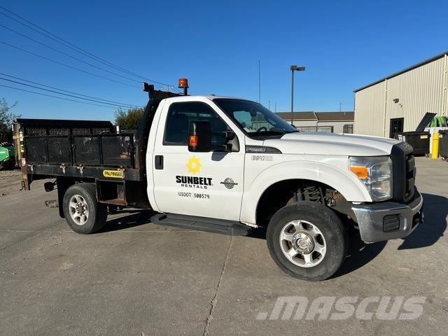 Ford F-250 Flatbed/Dropside trucks