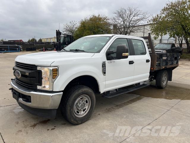 Ford F-250 Flatbed/Dropside trucks