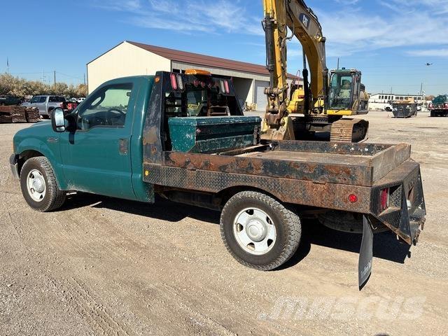 Ford F-250 Flatbed/Dropside trucks